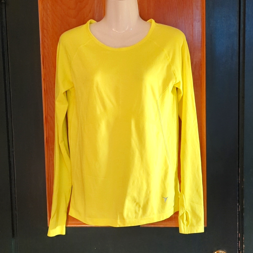 Old Navy Active Neon Yellow Go-Dry Shirt Womens Medium NWOT